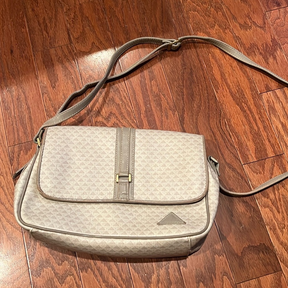 Liz claiborne vintage bag